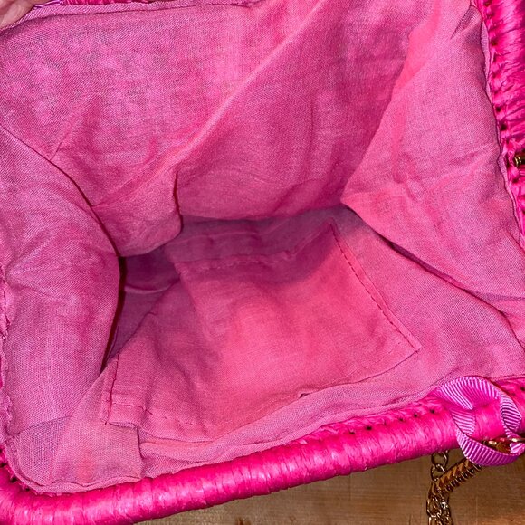 Bright Pink Straw Small Purse Bag with Gold Chain, New in Bag - Picture 4 of 4